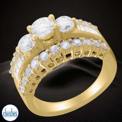 Glimmering Majesty: 18ct Yellow Gold Diamond Ring TDW 2.84CT