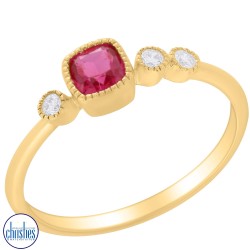 9ct Yellow Gold Diamond & Garnet Dress Ring PLU:27384 9ct Yellow Gold Diamond & Garnet Dress Ring PLU:27384