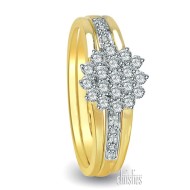 9ct Gold Cubic Zirconia Cluster Ring DJR582