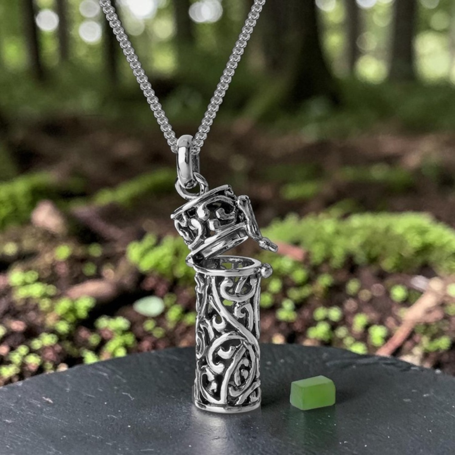 4N20004 Evolve Family Tree Locket Pendent (Unconditional Love) by Evolve Jewellery