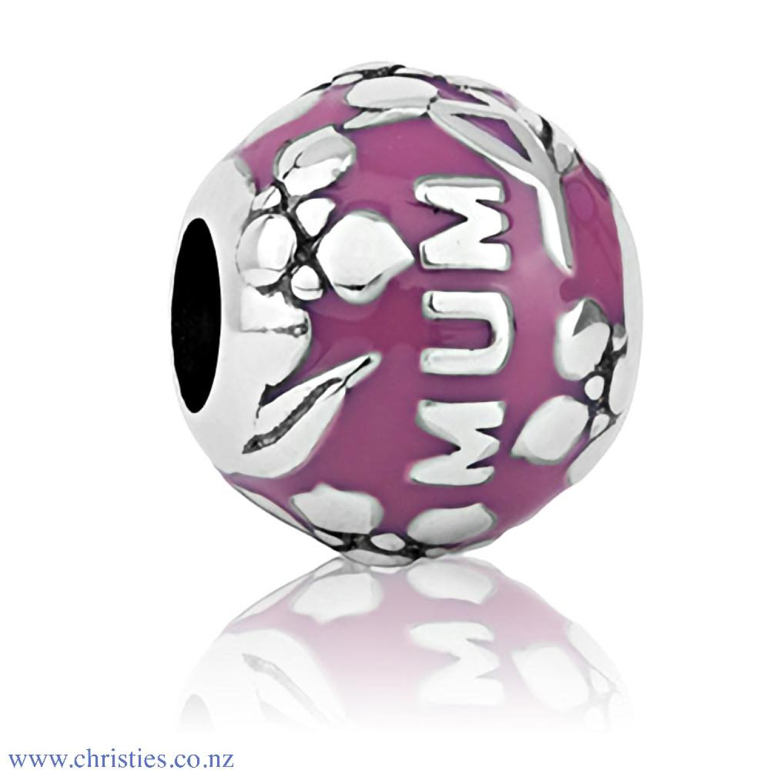 LKE062 Evolve Jewellery Mum Unconditional Love Fuschia Charm. Celebrating the unconditional love that a mother shares with her family, our precious Mum charm honours a special life- long connection.The delicate floral pattern and the striking enamel colou