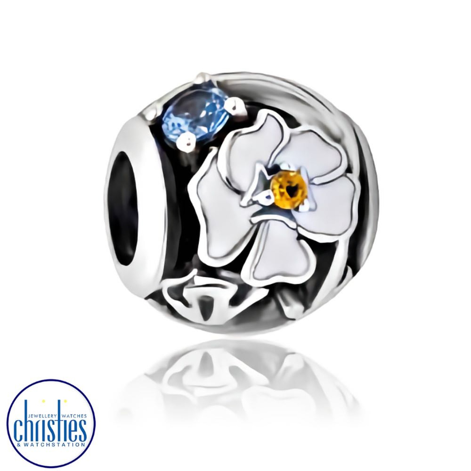 LKE076 Evolve Jewellery Mt Cook Lily Charm LKE076 evolve jewellery Palmerston North LKE076 Evolve Jewellery Mt Cook Lily Charm. Featuring white enamel petals with a golden cubic zirconia centre, Evolve's Mt Cook Lily radiates confidence. Alongside the flower is a green leaf and blue cubic zirconia stone which represents the cool, crisp p
