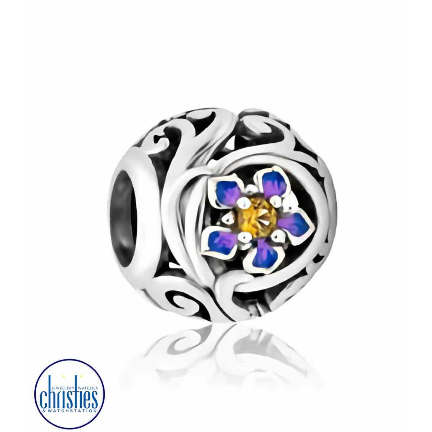 LKE080 Evolve Jewellery Chatham Island Forget Me Not Charm. This resilient wee wildflower is a New Zealand favourite and is often found growing on sand dunes and cliff edges.These stunning flowers play their part in keeping New Zealand’s gardens alive and