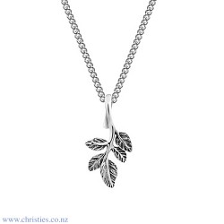 2P61008 Evolve NZ Wild Vine Pendant
