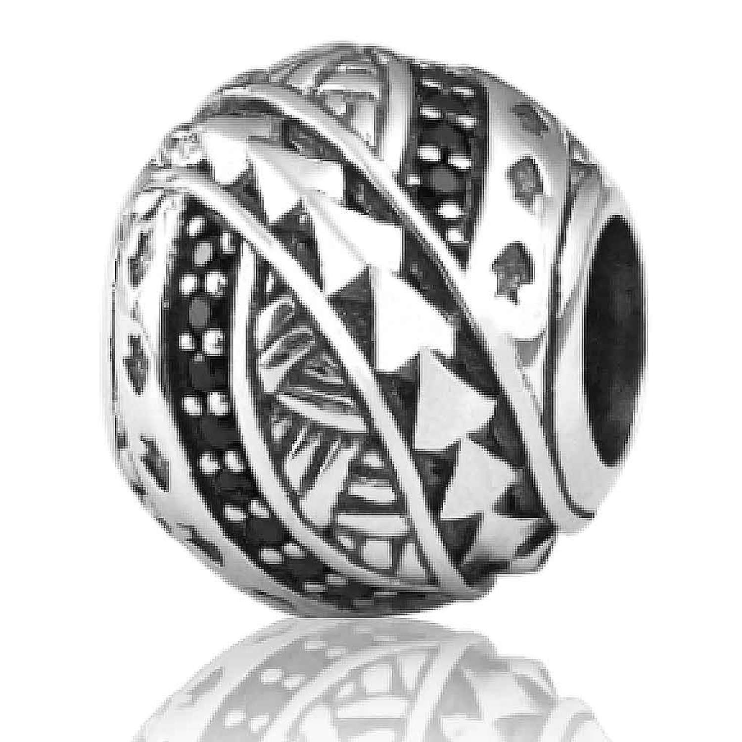 LK244SP Evolve Silver Charm Guiding Light. The unique patterns deeply etched into this charm act as a guide, navigating us on our chosen direction in life, just as our ancestors navigated the world by reading the position of the sun (Te Rā), the stars (Ng