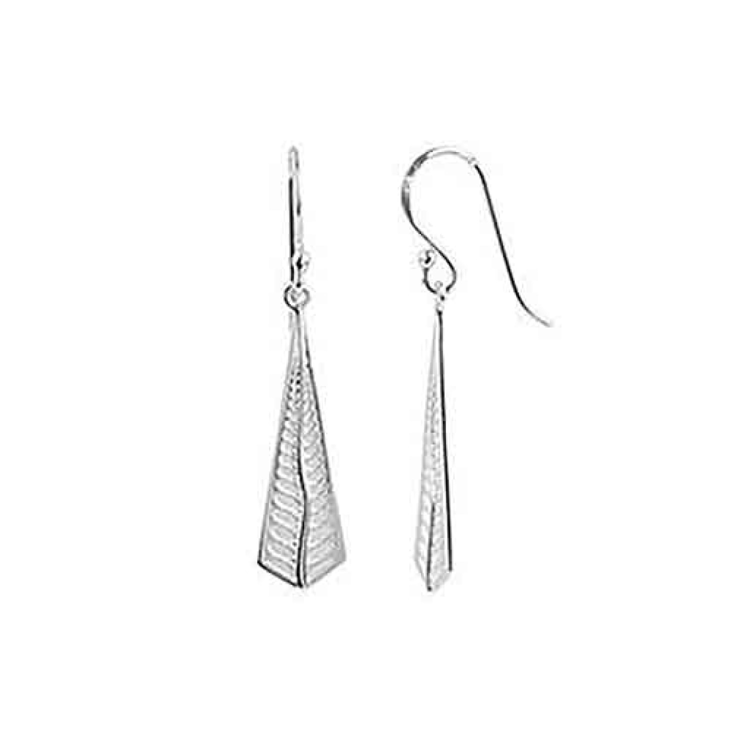 3E31030 Evolve Coastal Fern Drop Earrings. New Zealand’s highly treasured symbol, the silver fern, is emblazoned on these brushed silver drops. This treasured fern evokes a sense of pride and admiration for our country and all it has to offer. New Zealand