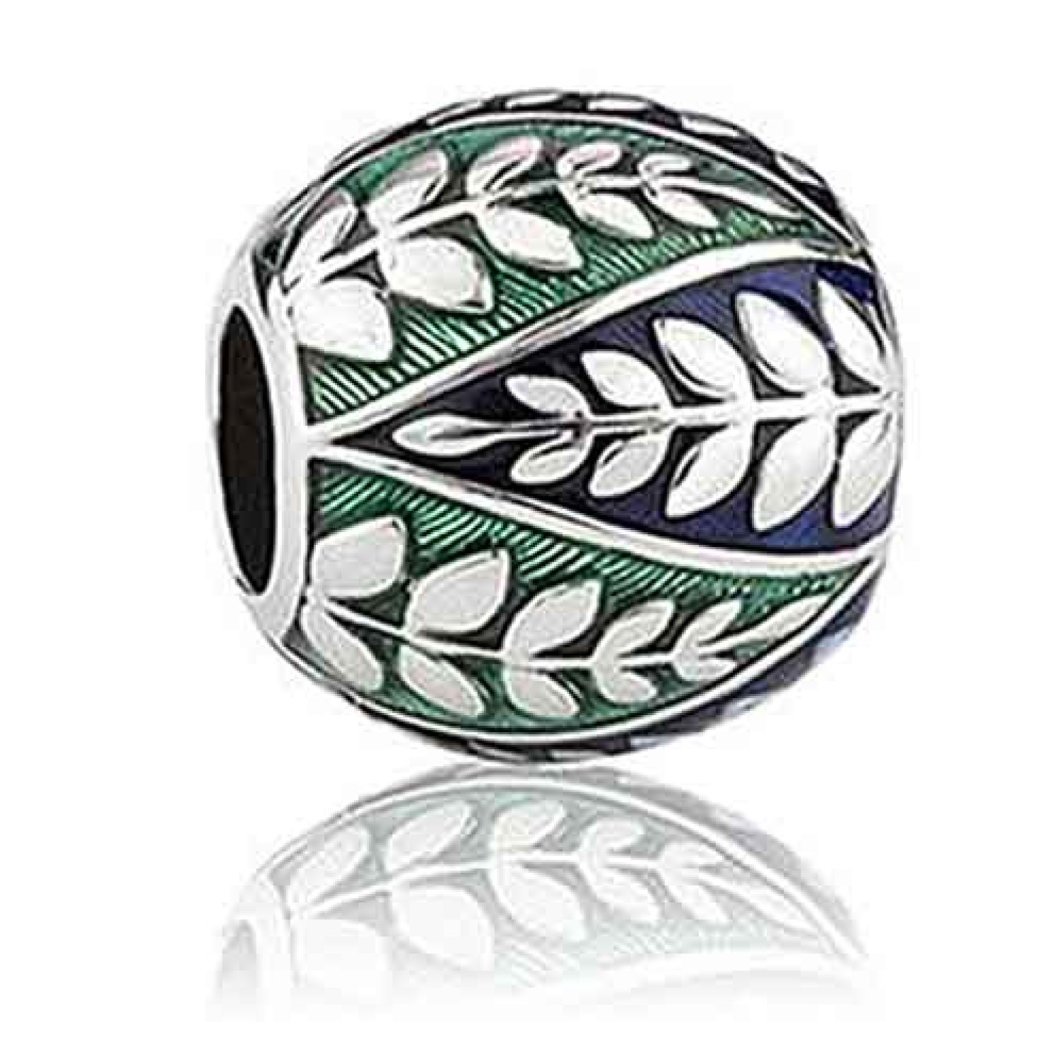 LKE030 Evolve Charms Coastal Fern Silver. The highly treasured symbol of the silver fern is emblazoned on our blue and green enamel charm, evoking a sense of pride which New Zealanders feel for their beautiful homeland. The vibrant blue symbolises the pri