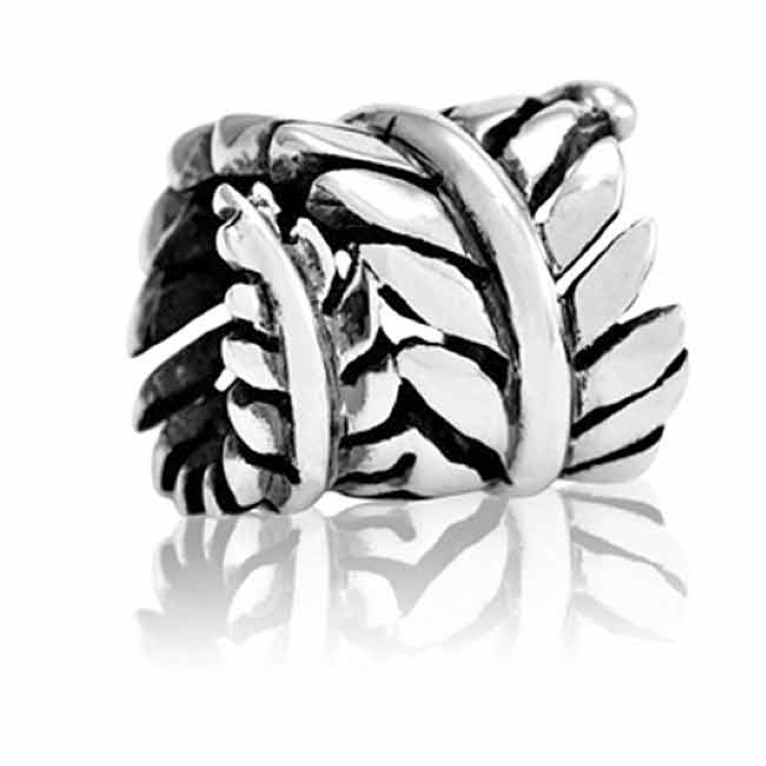 LKF014 Evolve Charm Eternal Fern. Evolves stunning Eternal Fern design is inspired by the leaves of New Zealand’s iconic silver fern. As the fern curls round in an endless spiral, it celebrates our continuous growth as individuals, symbolising @christies.