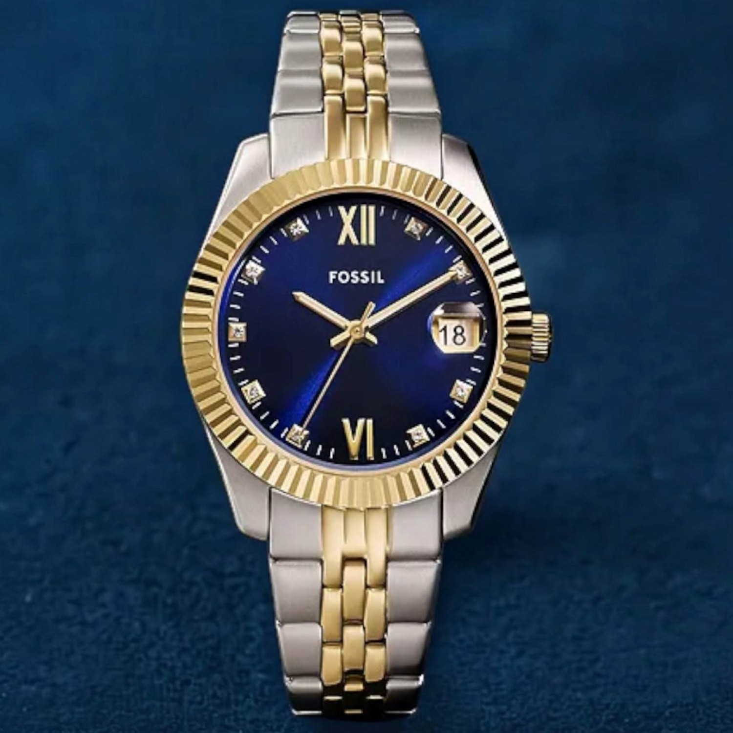 Fossil Scarlette ES5443 Two-Tone Ladies Watch Fossil Scarlette ES5443 two tone ladies watch with blue dial and date window