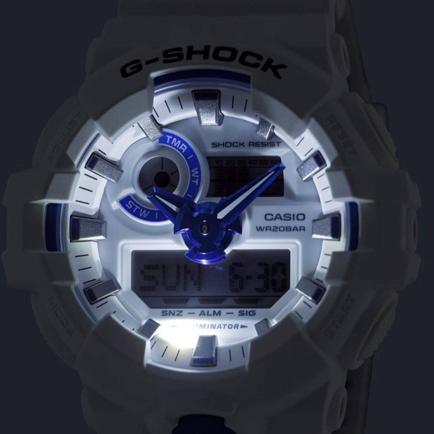 GA700HDS-7A G-Shock Analog-Digital Watch GA700HDS-7A G-Shock Analog-Digital Watch