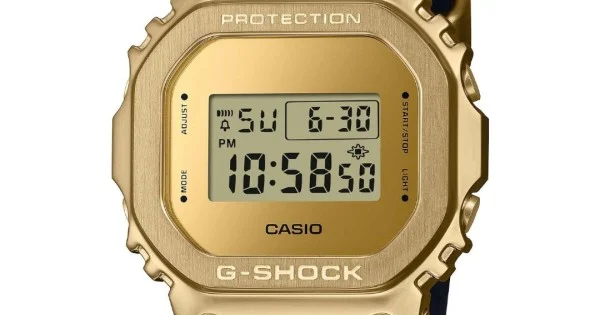 GM5600yMG-9D-G-Shock-G-Steel-