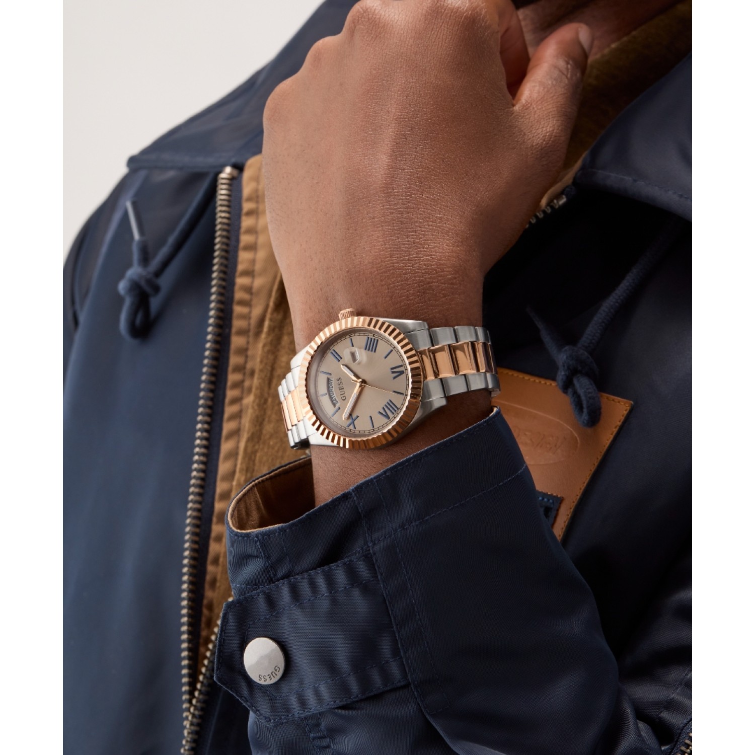GW0265G13 Mens Two Tone Analogue Watch – GW0265G13 Mens Two Tone Analogue Watch by Guess Watches