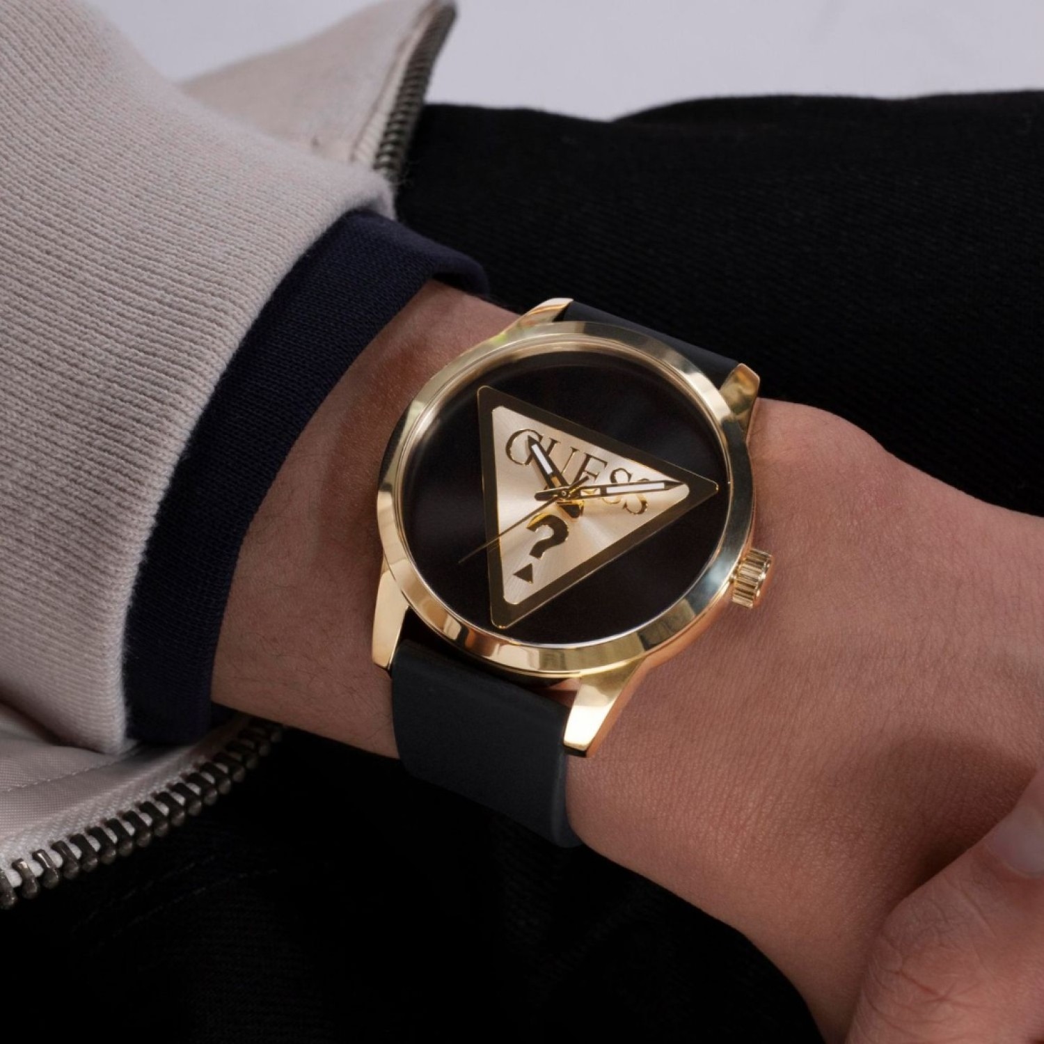 GW0781G4 GUESS Badge Gold Tone Watch – GW0781G4 GUESS Badge Gold Tone Watch by