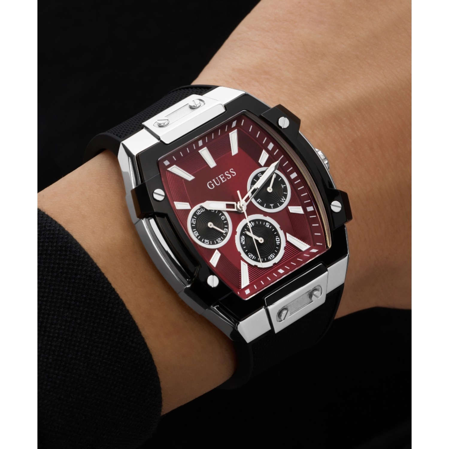 GW0703G7 GUESS Mens Silver-Tone Multi-Function Watch – GW0703G7 GUESS Mens Silver-Tone Multi-Function Watch by Guess Watches