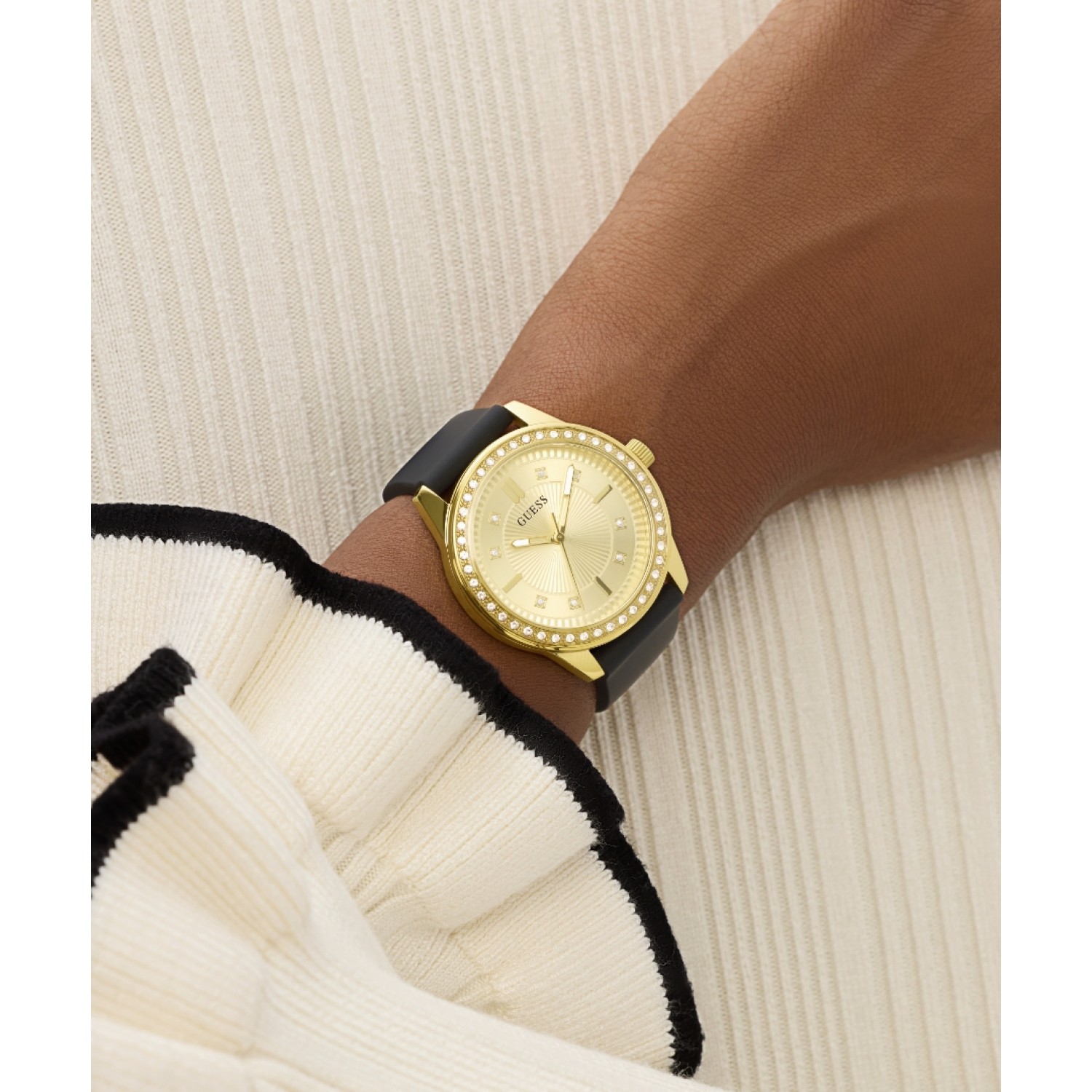 GW1030L2 GUESS Ladies Gold-Tone Analogue Watch – GW1030L2 GUESS Ladies Gold-Tone Analogue Watch by Guess Watches