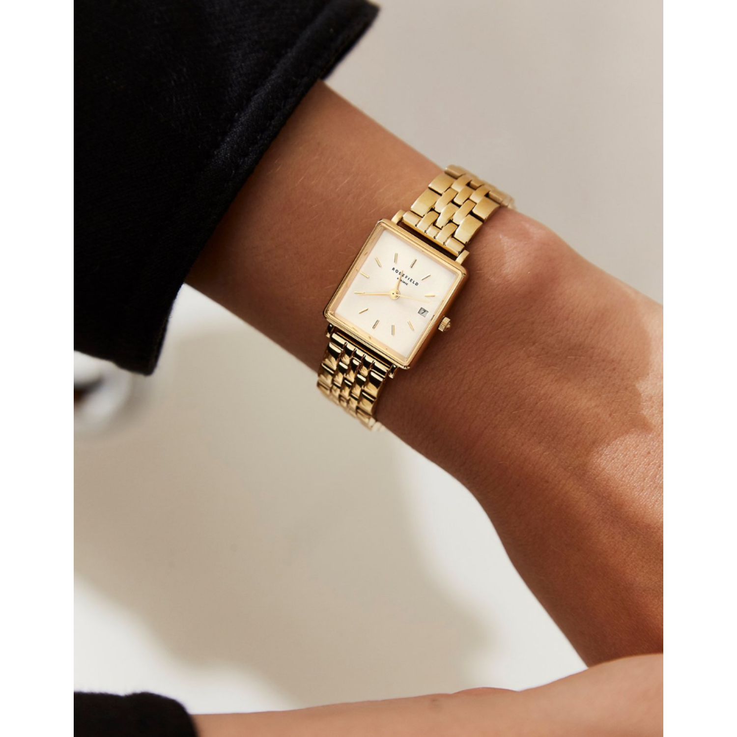 QMWSG-Q021 Rosefield Mini Boxy Gold-Tone Bracelet Watch – Rosefield Watches Auckland | With their stylish designs and packaging, Rosefield watches make excellent gifts for special occasions. QMWSG-Q021 Rosefield Mini Boxy Gold-Tone Bracelet Watch by Rosefield Watches
