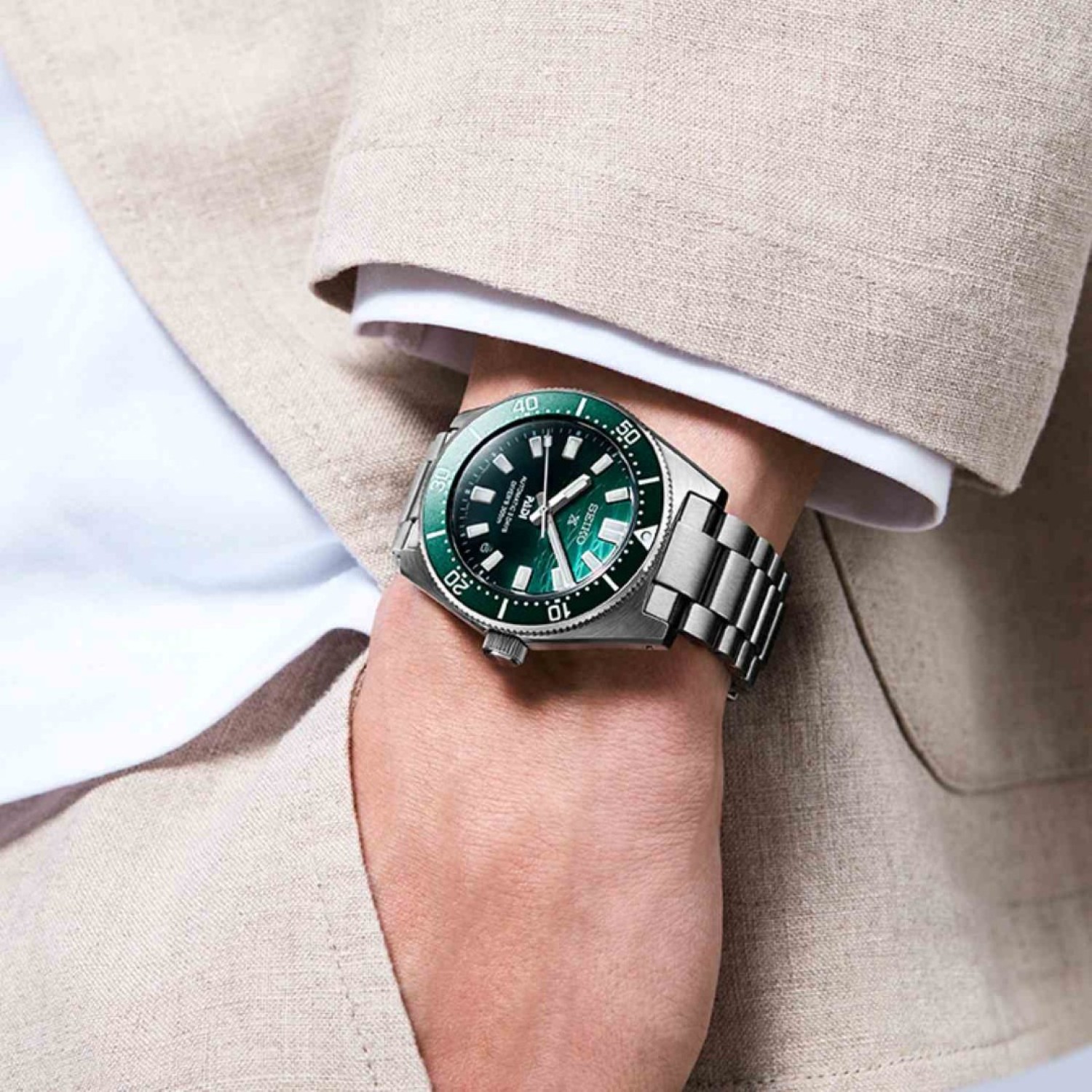 SPB501J SEIKO Prospex PADI Special Edition Divers Watch | 300m Water Resistant Automatic Dive Watch NZ SPB501J SEIKO Prospex PADI Special Edition Divers Watch featuring a vibrant green dial, stainless steel case and bracelet, unidirectional bezel, and 300m water resistance—designed for professional diving and PADI-certified precision.