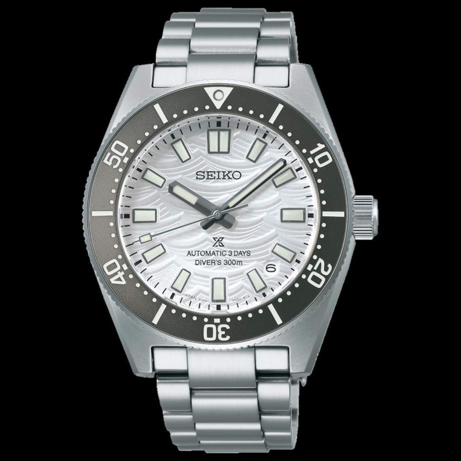Elegant and Functional SPB511J SEIKO Prospex Automatic Divers Watch SPB511J SEIKO Prospex Automatic Divers Watch with a stainless steel bracelet and case, featuring a silver dial with a unique texture, luminescent hour markers and hands, a rotating bezel with minute indicators, and water resistance up to 300 meters.