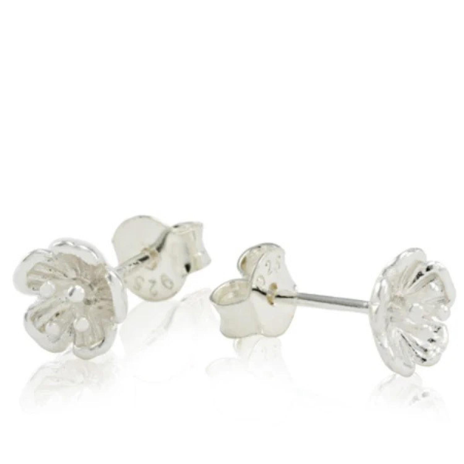 Evolve Silver Daisy Friendship Earrings Close-up of Evolve Silver Daisy Friendship Earrings featuring a delicate daisy design on a white background.