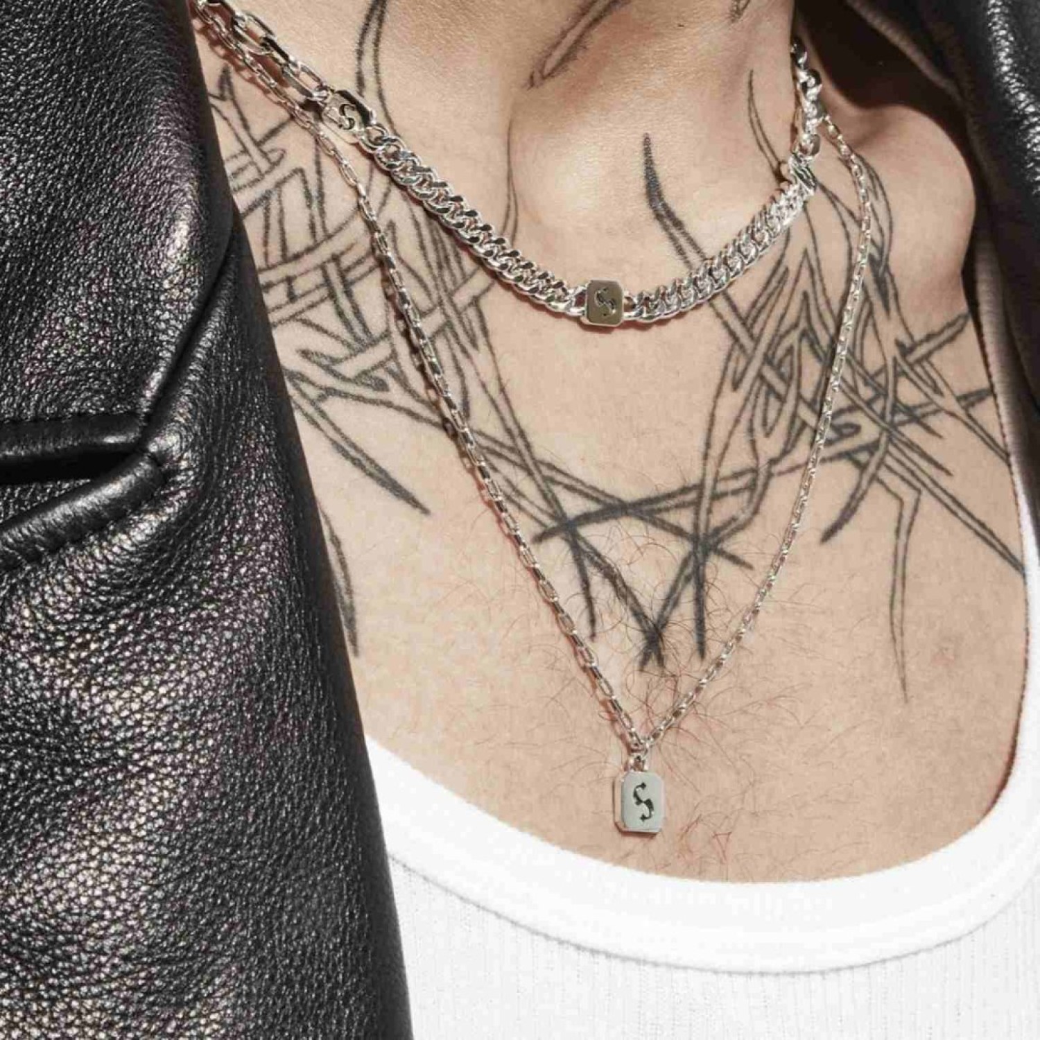 Stolen S Logo Tag Necklace JWL1-25-5 – Stolen Girlfriends Club Jewellery Stolen S Logo Tag Necklace JWL1-25-5 – Stolen Girlfriends Club Jewellery | silver box chain necklace featuring a square pendant engraved with the iconic Stolen 'S' logo.