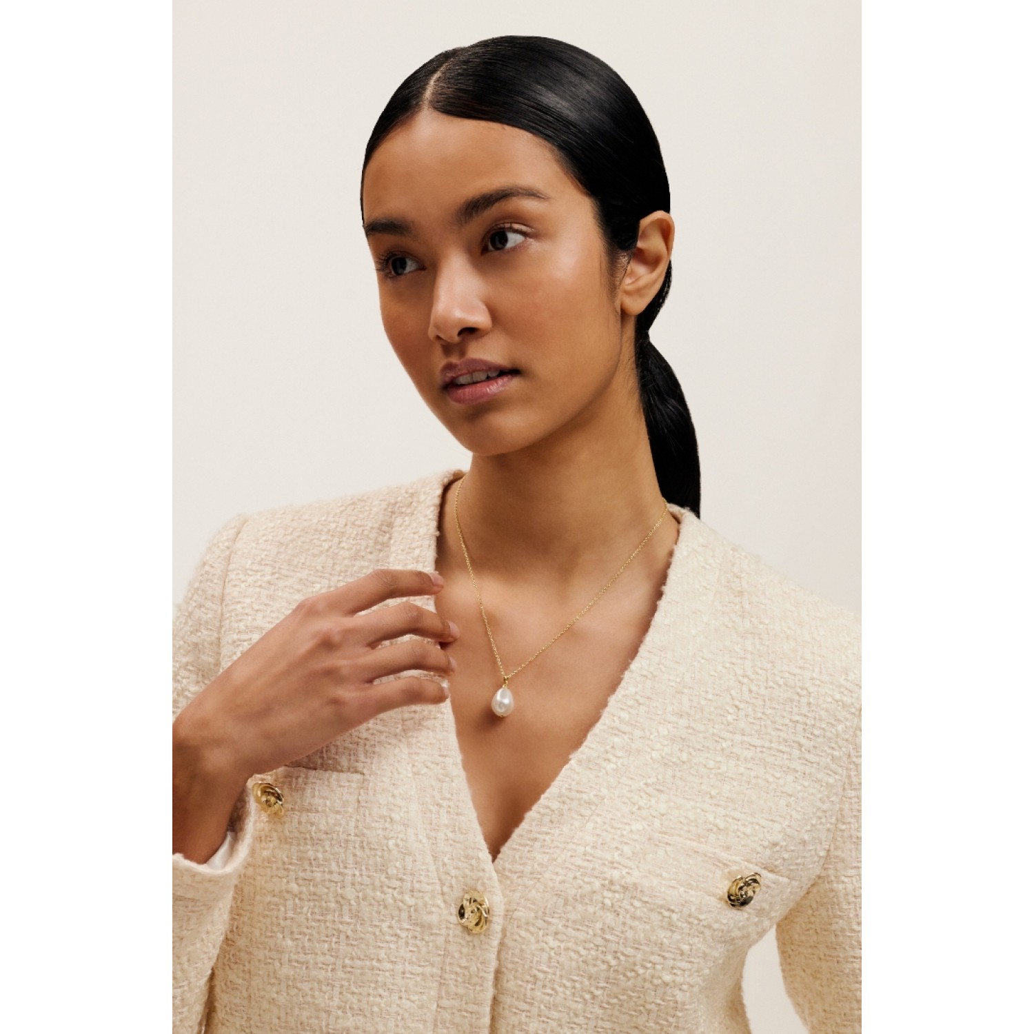 PARMLIA: Pearl Drop Pendant Necklace TBJ3824-02-28 – Ted Baker Jewellery PARMLIA: Pearl Drop Pendant Necklace TBJ3824-02-28 by Ted Baker