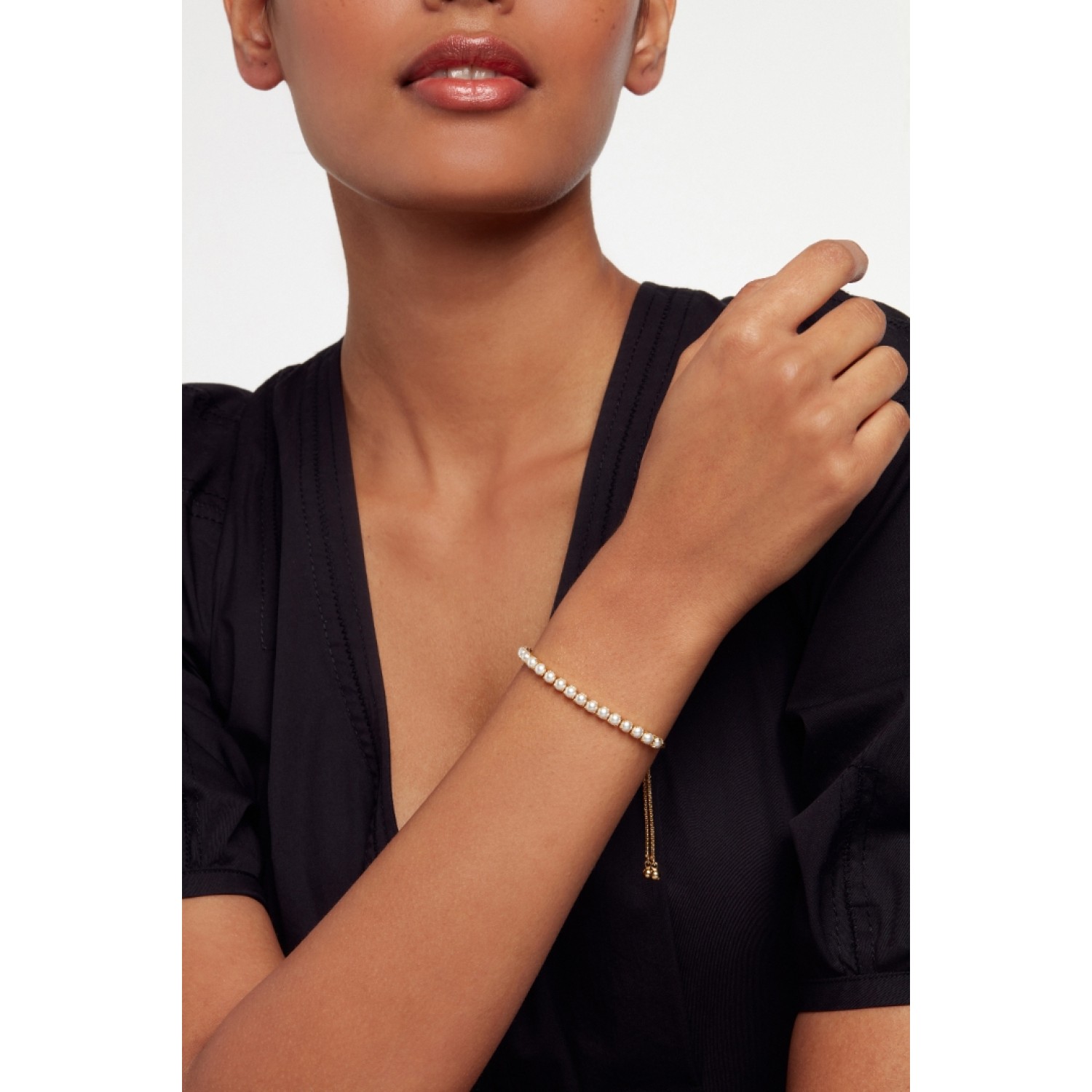 PERRMEL: Pearl Adjustable Tennis Bracelet TBJ3828-02-28 – Ted Baker Jewellery PERRMEL: Pearl Adjustable Tennis Bracelet TBJ3828-02-28 by Ted Baker