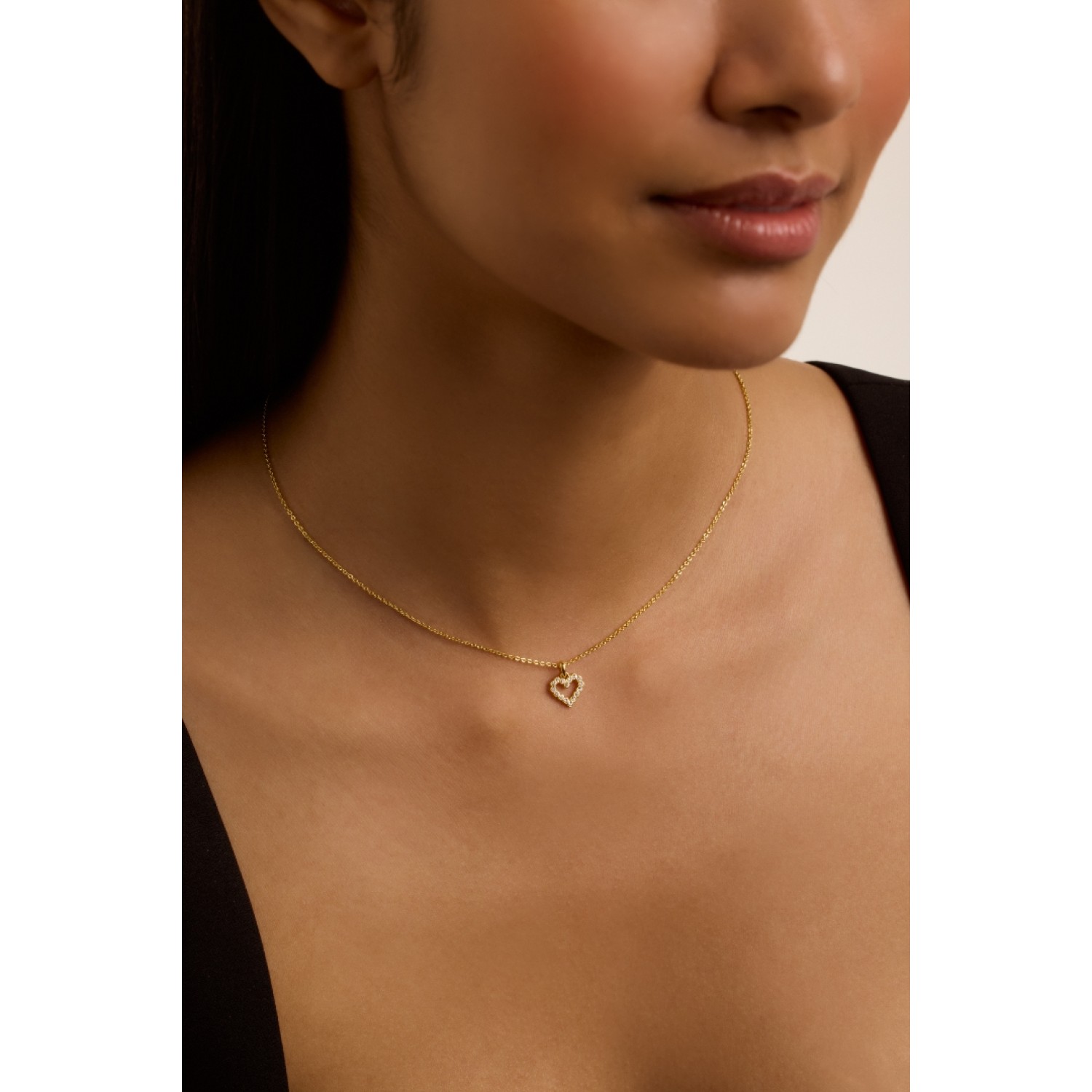AMORE: Crystal Halo Heart Pendant Necklace TBJ3832-02-02 – AMORE: Crystal Halo Heart Pendant Necklace TBJ3832-02-02 by