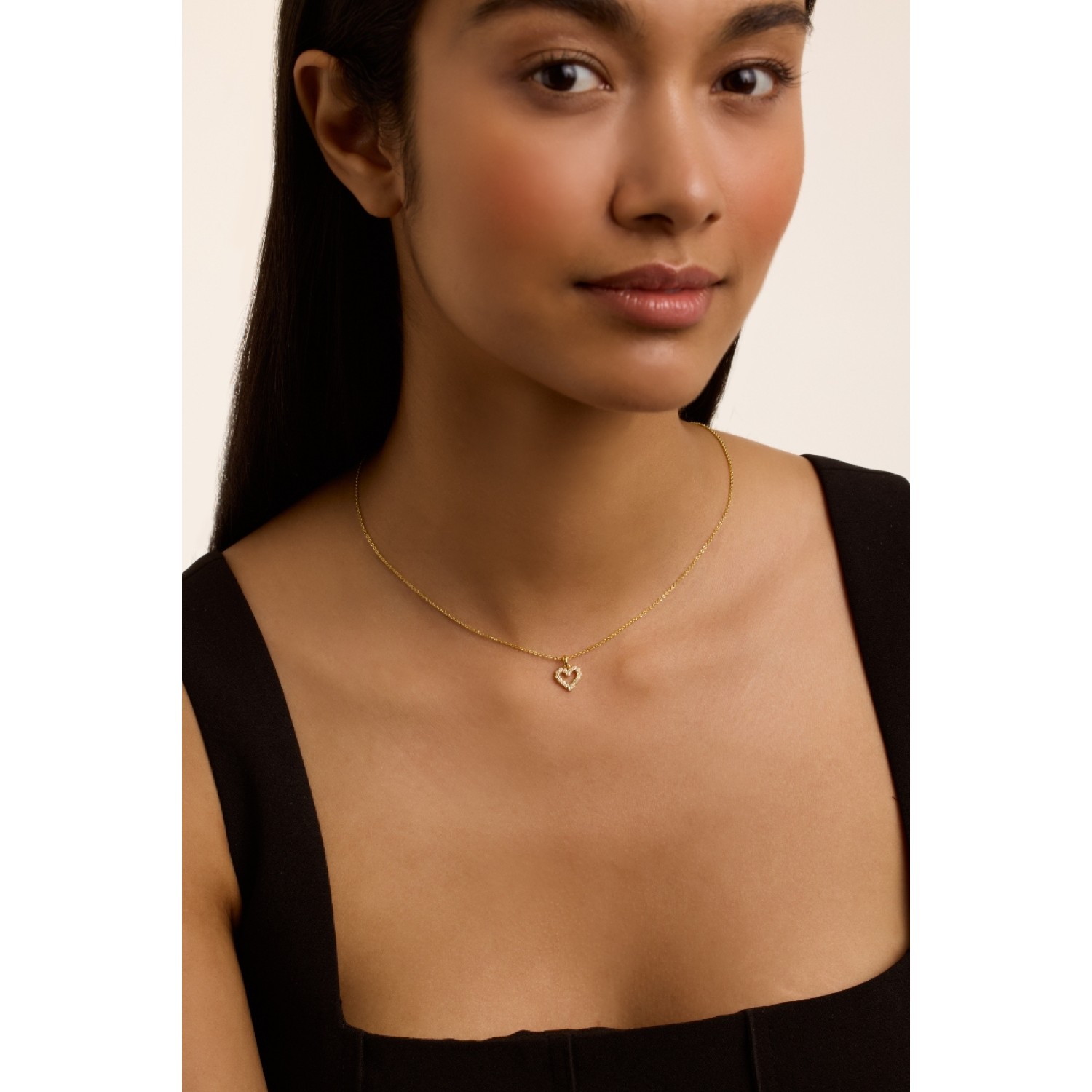 AMORE: Crystal Halo Heart Pendant Necklace TBJ3832-02-02 – AMORE: Crystal Halo Heart Pendant Necklace TBJ3832-02-02 by