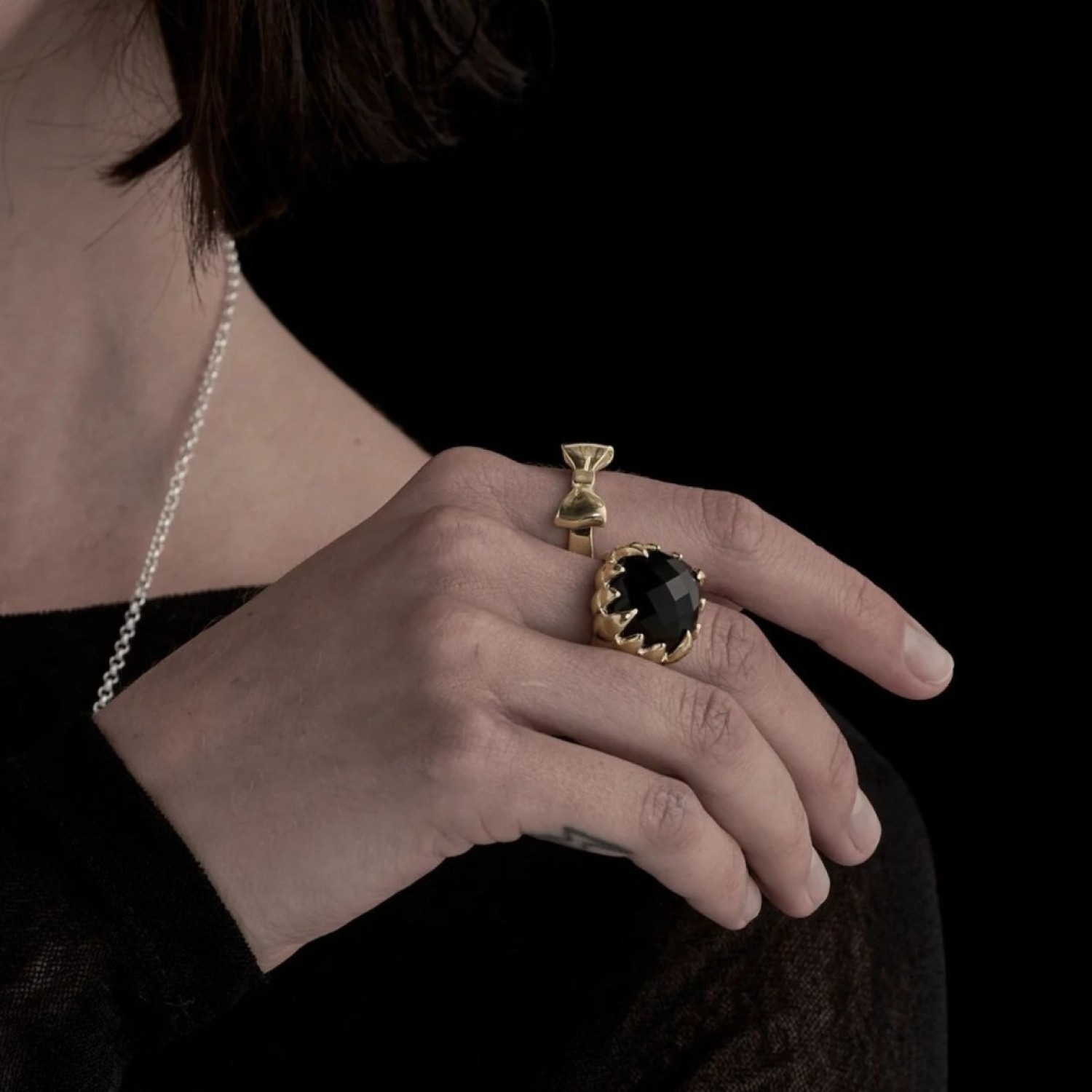 Bow Ring - Gold Plated JWL1013-18YGP Bow Ring - Gold Plated JWL1013-18YGP | Ring with Bow Yellow Gold colour with stolen engraved inside