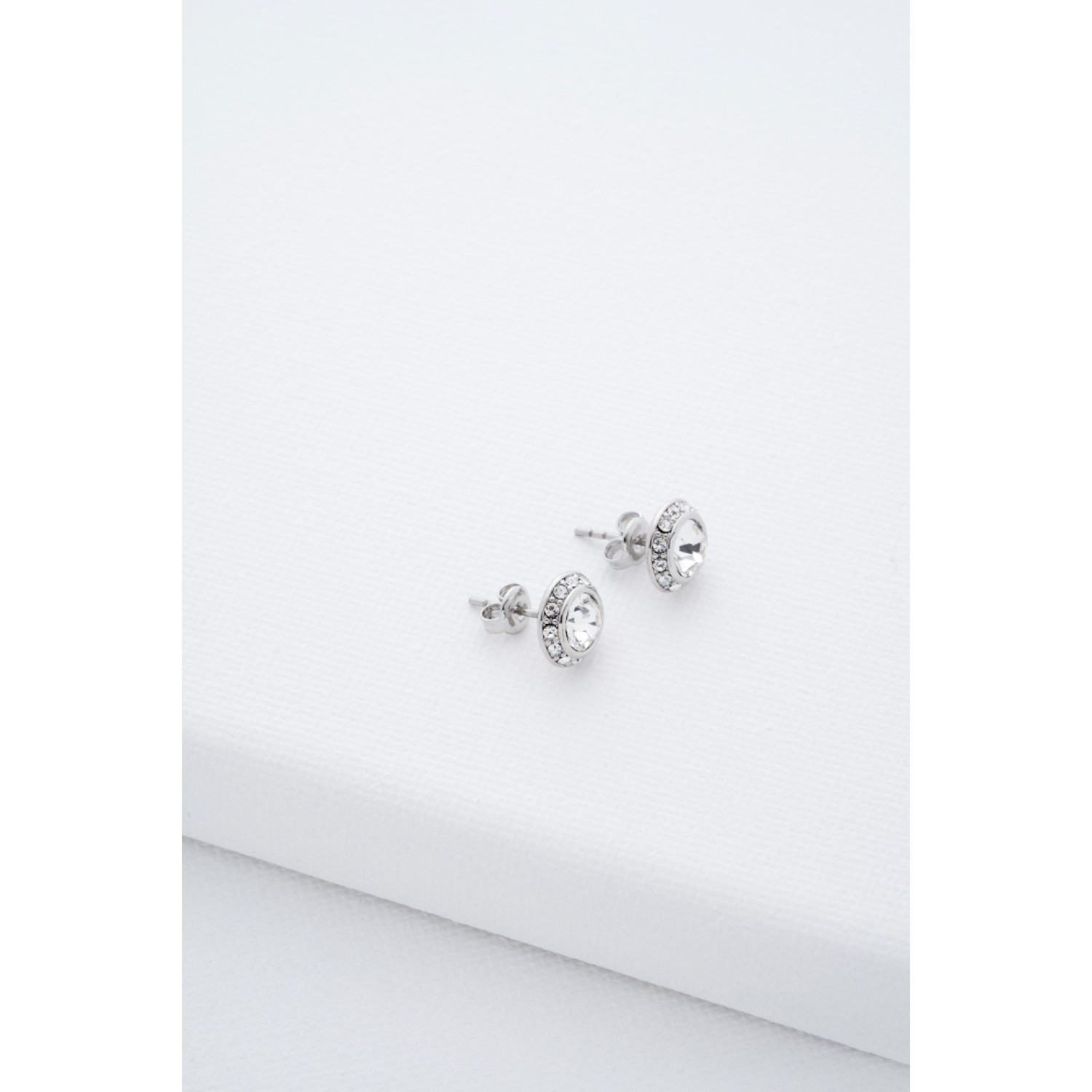 SOLETIA: Solitaire Sparkle Crystal Stud Earrings TBJ3999-01-02 – SOLETIA: Solitaire Sparkle Crystal Stud Earrings TBJ3999-01-02 by