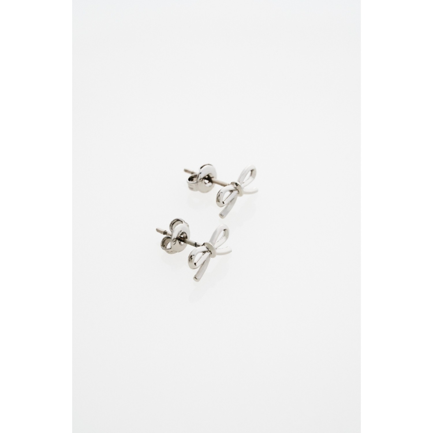 BROOKE: Mini Metal Bow Stud Earrings TBJ4156-01-03 by