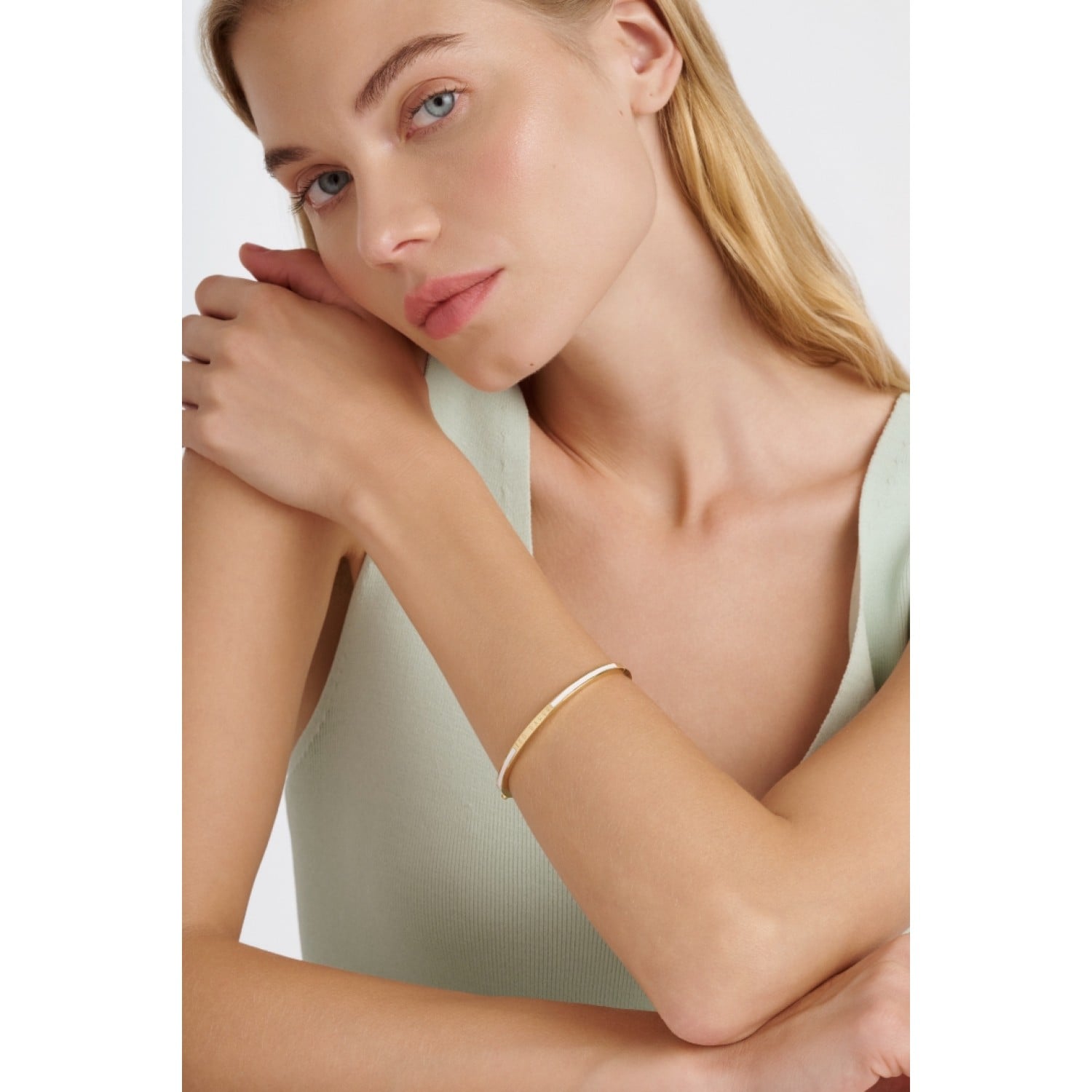 ROLEY: Classic Colour Enamel Slim Bangle Bracelet TBJ4163-02-08 – ROLEY: Classic Colour Enamel Slim Bangle Bracelet TBJ4163-02-08 by